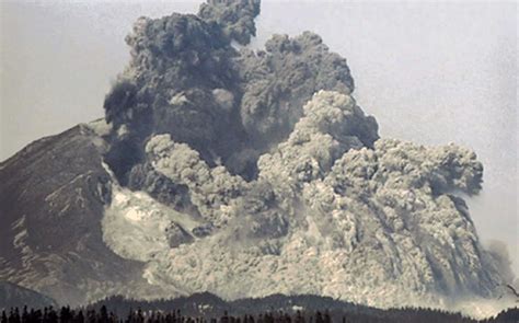 st helens mega tsunami video|Mount St. Helens 40th Anniversary — The 1980 Eruption.